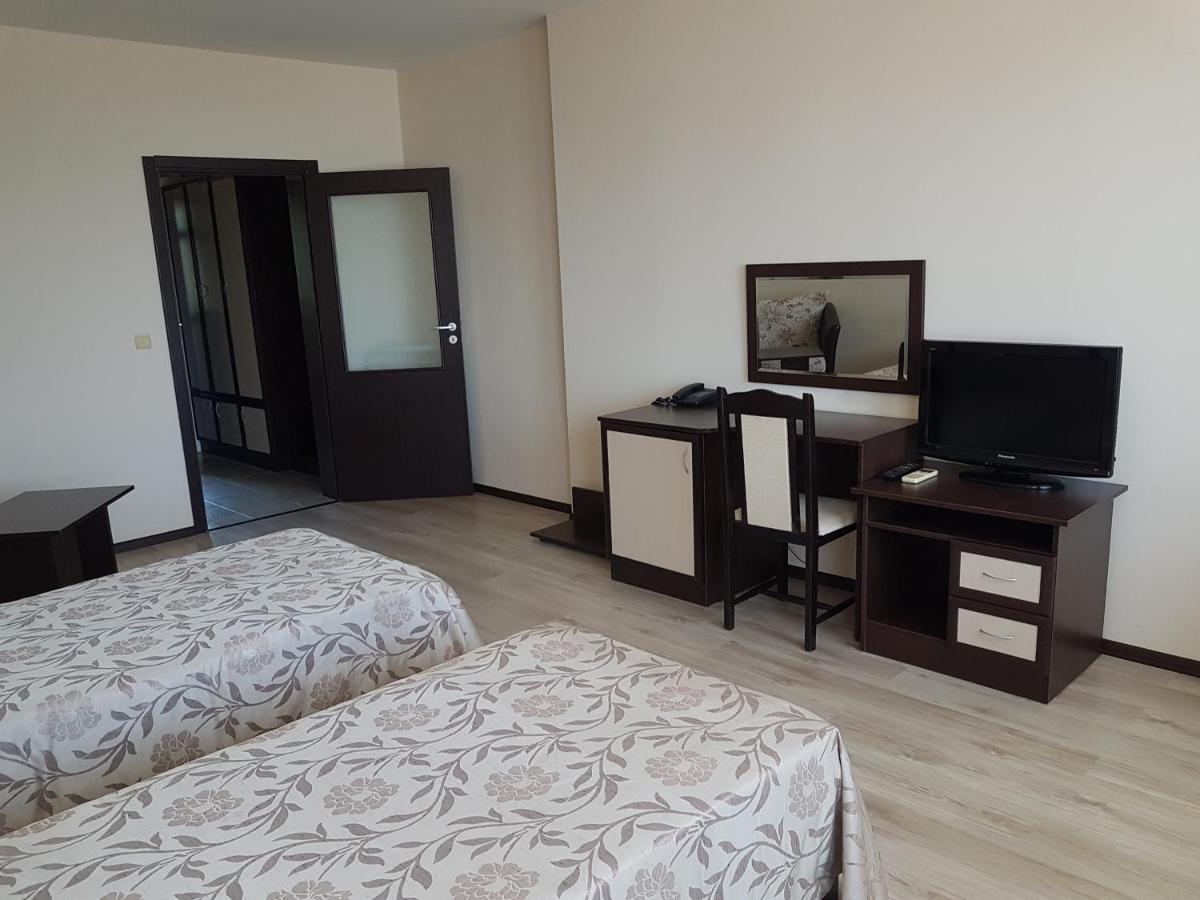 Family Hotel Venera 카바르나 외부 사진