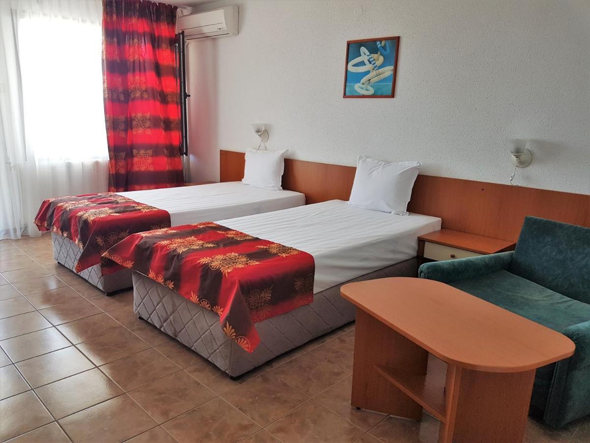 Family Hotel Venera 카바르나 외부 사진