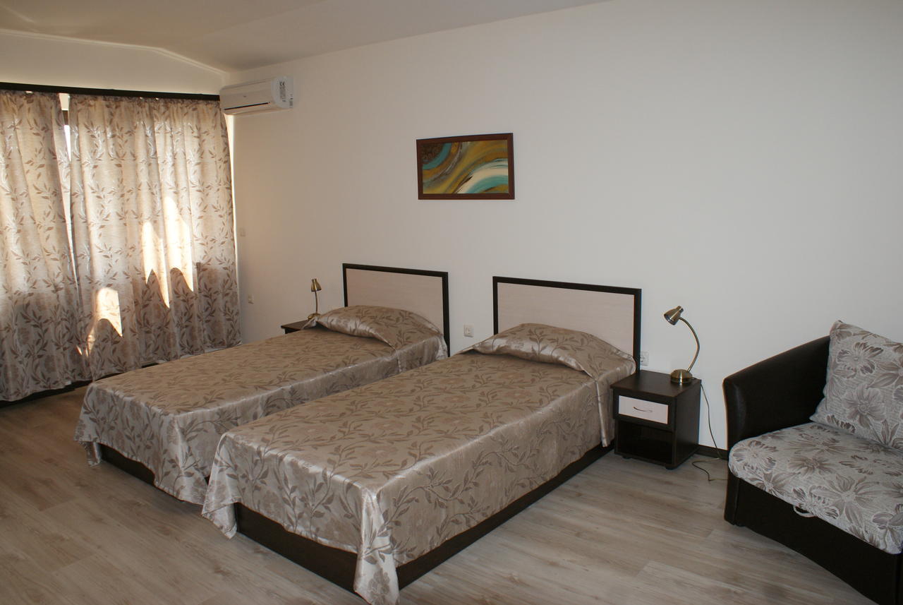 Family Hotel Venera 카바르나 외부 사진